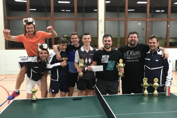 Nachtturnier 2018: Partystimmung beim 8. Tischtennis-Nachtturnier in Waldangelloch